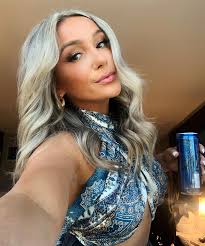 Jillian Stafford (@jillian.layne) • Instagram photos and videos