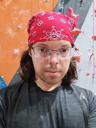 Does anyone know of a good gym near Fort Myers Florida??