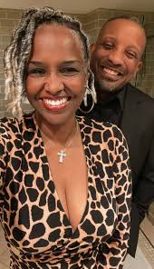 Married 27 years after Thanksgiving