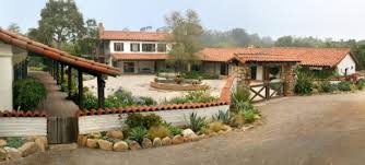 Lots of people trying to find info about spanish style homes with courtyards plans and certainly one of them is you, is not it? 15 Most Appealing Spanish Style Homes With Courtyards To Create An Eclectic Architecture Aprylann