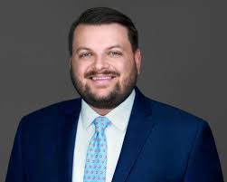 Lee Lister's Instagram, Twitter & Facebook