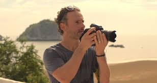 Рэйчел хаус, эндрю линкольн, наоми уоттс и др. Penguin Bloom Trailer A Magpie Helps Naomi Watts Andrew Lincoln Heal In Emotional Film Screen Realm