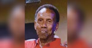 Lora Harrison's Instagram, Twitter & Facebook