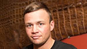 Clifton and the Wild Bull face up