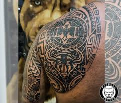 Nghệ thuật maori có nguồn gốc từ polynesia và được coi là thiêng liêng. Maori Tribal Tattoos Phuket Thailand Tattoo Gallery