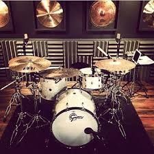 Your bedroom is where you rest and recharge after a long, hectic day, so there's no reason why you wouldn't want it to feel like a retreat. 9 Drummer D Ecor Ideas Drum Room Drums Music Studio Room