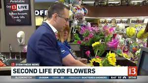 Whether it's a birthday celebration, an anniversary, or just because, we have just the thing. Kroger And Random Acts Of Flowers Team Up To Deliver Beautiful Donated Flowers Wthr Com