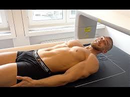 Ich hab zwar nicht alle hautfalten gemessen, aber trotzdem eine ganze reihe von unterschiedlichen ergebnissen bekommen. Dexa Scan Kfa 100 Richtig Messen Mein Aktueller Korperfettanteil 167 Youtube
