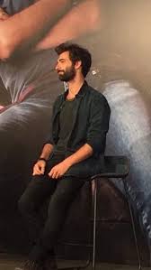 11.05.1984 i̇stanbul doğumlu i̇lker kaleli oyunculuğa üniversite yıllarında kültür üniversitesi sanat yönetimi bölümüne devam ederken bir yandan şahika tekand'ın studio oyuncularındaki oyunculuk. 67 Ilker Kaleli Ideas Turkish Actors Actors Cagatay Ulusoy