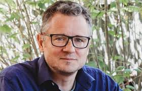 Telstra promotes Michael Ackland to chief financial officer