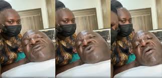 On tuesday morning, a car carrying katumba wamala, a former ugandan army general and current minister of works and transport, was attacked in the kampala suburb of kisota. 25qltujyvirh0m