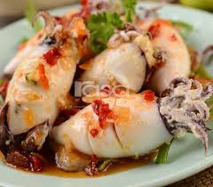 Lauk telur sotong merupakan lauk kegemaran yang sentiasa dicari ketika makan di kedai mamak atau nasi kandar. Resepi Masakan Telur Sotong