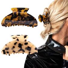 You can clean yourself below the waist without stripping or taking an additional shower. How To Style Your Hair Using A Claw Clip So It Actually Stays In Place Southern Living