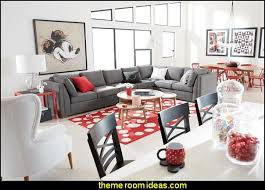 There are a variety of decorating variations incorporating mickey mouse and his friends. Decorating Theme Bedrooms Maries Manor Mickey Mouse Bedroom Ideas Minnie Mouse Bedroom Decor Mickey Mouse Bedding Minnie Mouse Bedding Mickey Mouse Wall Decals Mickey Mouse Comforters