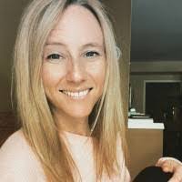 Leann Turner's Instagram, Twitter & Facebook