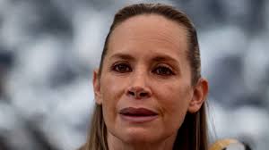 Ginny Hoffman Reaparece; Acusa que Héctor Parra Recibe Apoyo de Medios de  Noticias | N+