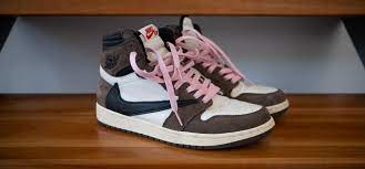 A sample of another travis scott x fragment x nike air jordan 1 high collaboration has surfaced. How To Style Travis Scott Jordan 1 High Jaadiee