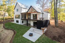 Plan 18835ck Modern Farmhouse Plan With Secluded Master Wing Modern Farmhouse Plans Farmhouse Plans Modern Farmhouse The farmhouse plans, modern farmhouse designs and country cottage models in our farmhouse collection integrate with the natural rural or country environment.