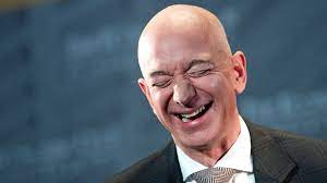 As of 2020, jeff bezos' net worth is roughly $183.8 billion. Jeff Bezos Adds Us 13 Billion To His Net Worth In A Single Day