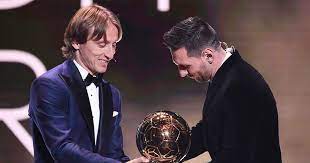 Luka modric has become a fan favourite at real madrid ever since his arrival from tottenham in 2012 for €35 million. Luka Modric Reacts To Lionel Messi Winning Ballon D Or Football Is About Respect Tribuna Com