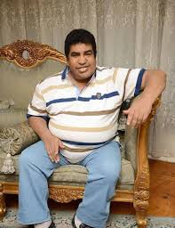 هل قطع عضو عدوية الذكري فعلا؟ من أين نبعت هذه الأسطورة؟ ما علاقة حرب الخليج بانتقام عدوية؟ من هو الشيخ الخليجى الذي يشرب الهيروين كيف نهض عدوية من الغيبوبة؟ لماذا لم تحقق النيابة في محاولة اغتيال عدوية؟ ما هو موقف عادل إمام من كل هذا؟ كل هذا وأسئلة وإجابات. Ø¨Ø§Ù„ÙÙŠØ¯ÙŠÙˆ Ø§Ù„Ø³Ø± Ø§Ù„Ø­Ù‚ÙŠÙ‚ÙŠ ÙˆØ±Ø§Ø¡ Ø¥Ù„ØºØ§Ø¡ Ø­ÙÙ„ ØªÙƒØ±ÙŠÙ… Ø§Ù„Ù…Ø·Ø±Ø¨ Ø£Ø­Ù…Ø¯ Ø¹Ø¯ÙˆÙŠØ© Ù…Ø¬Ù„Ø© Ø³ÙŠØ¯ØªÙŠ