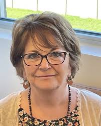 Janet Thacker's Instagram, Twitter & Facebook