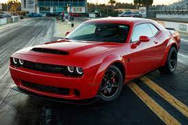 The choice of available signature dodge challenger engines continues to please the speed demons. 2018 Dodge Challenger Srt Demon Review Trims Specs Price New Interior Features Exterior Design And Specifications Carbuzz