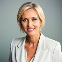 Laura Suttles's Instagram, Twitter & Facebook