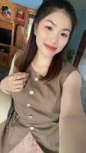 ຂໍເງິນກິນເຂົ້າແດ່ອາ້ນຄົນລໍ່ແລະສາວຄົນຄົນງາມ😥😥😥