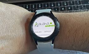 Wib works even when your phone is off if you have a smartwatch with android wear 5.1 and wifi! Un Navegador Web En Tu Reloj Wear Os Abre Youtube Twitch Y Cualquier Otra Pagina Desde Tu Muneca