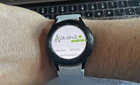 Wib works even when your phone is off if you have a smartwatch with android wear 5.1 and wifi! Un Navegador Web En Tu Reloj Wear Os Abre Youtube Twitch Y Cualquier Otra Pagina Desde Tu Muneca