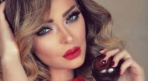 تعرضت نجمة مواقع التواصل الاجتماعي زين كرزون لهجوم حاد، بسبب آخر فيديو لها تم تداوله بين عدد كبير من رواد مواقع التواصل الاجتماعي، حيث ظهرت شقيقة المغنية ديانا كرزون وهي. Ø¹Ù… Ø§Ù†ÙŠØ§Øª 3ammaniyat Ø²ÙŠÙ† ÙƒØ±Ø²ÙˆÙ† ØªÙ†Ù‡Ø§Ø± Ù…Ù† Ø§Ù„Ø¨ÙƒØ§Ø¡ Ù„Ø­Ø¸Ø© ØªØ°ÙƒØ±Ù‡Ø§ ØºØ¯Ø± ÙˆØ®ÙŠØ§Ù†Ø© Ø­Ø¨ÙŠØ¨Ù‡Ø§ Ø§Ù„Ø£ÙˆÙ„ ÙÙŠØ¯ÙŠÙˆ Ù‚Ø¯ÙŠÙ… Ø£Ø¹ÙŠØ¯ ØªØ¯Ø§ÙˆÙ„Ù‡
