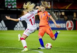 Onderstaande selectie zal dus nog niet de definitieve selectie voor het ek zijn. Eindelijk Staat Vrouwenvoetbal In Nederland Op De Kaart Trouw
