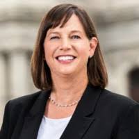 Tricia Swann's Instagram, Twitter & Facebook