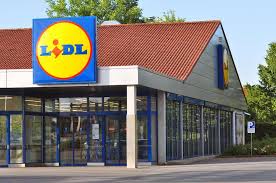 Skirtingose lidl parduotuvėse gali būti skirtingų dydžių, spalvų ar modelių prekės. Ceo Lidl Leaves After A Few Months In Charge Retaildetail