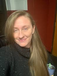 Good evening, beautiful people 🌙 How was your day