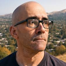 Hi everyone! I've taken a big step recently and brought a safety razor.  However I clearly haven't gotten to grips with it as I keep taking chunks  out of my legs !