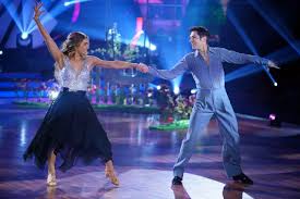 April 2021) ist mit einer pause zu rechnen. Let S Dance Magic Moments Tanzduelle Und Tanz Aus Fur Lola Weippert Smago