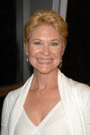 37 Dee Wallace Stone Royalty-Free Images, Stock Photos & Pictures
