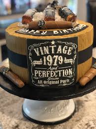 Whiskey Cigar Cake Isomalt Crushed Ice With Fondant Cigars And Edible Imag Birthday Cake For Him 50th Birthday Cakes For Men 30th Birthday Cakes For Men