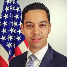 Federal CISO Schneider knew when to let the cyber cats roam, when to herd  them