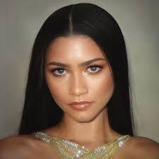 Alyshia Brown's Instagram, Twitter & Facebook