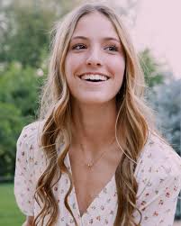 Lily Webster Blum (@blumm.lily) • Instagram photos and videos