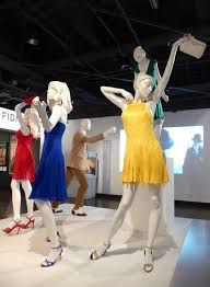 Sonoya Mizuno La La Land Caitlin Someone In The Crowd Yellow Dress Yellow Dress Dresses La La Land