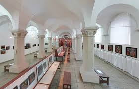Muzeul țăranului român, numit nu întâmplător astfel, este despre imaginea ţăranului şi a universulu. Muzeul NaÈ›ional Al È›Äƒranului Roman