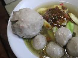 Kemudian, masukkan kikil sapi ke dalam tumisan bumbu. Menu Unik Bakso Kuah Dicampur Rujak Buah Dream Co Id