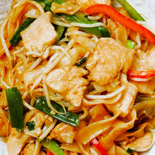 Rice Noodle Stir Fry Chicken Chow Fun Khinskitchen Noodle Recipes Recipe In 2020 Chicken Chow Fun Recipe Chow Fun Recipe Rice Noodles