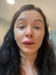 Heather Trapp's Instagram, Twitter & Facebook