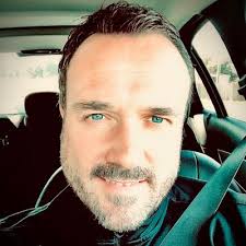 Rob Hare (@RobHare2)