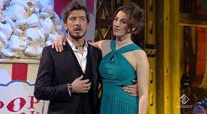 Diana del bufalo (roma, 8 febbraio 1990) è un'attrice, cantante e conduttrice televisiva italiana. Diana Del Bufalo Confessioni Hot Su Ruffini Ha Un Membro Importante